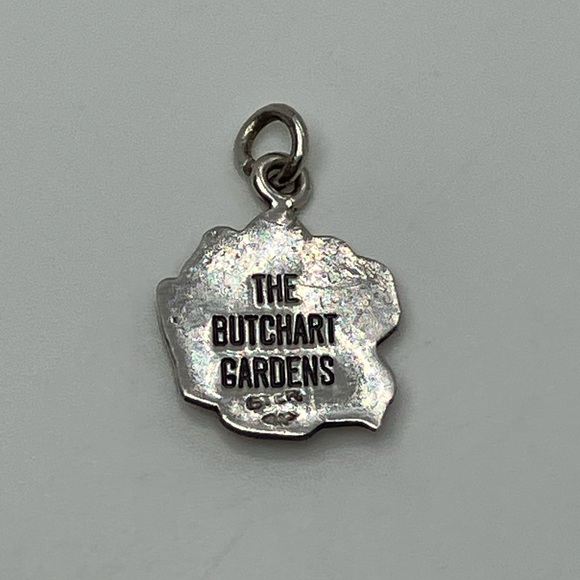 Vtg Sterling Silver ‘ The Butchart Gardens ‘ Floral Flower Rose Charm | .7” - Picture 2 of 6